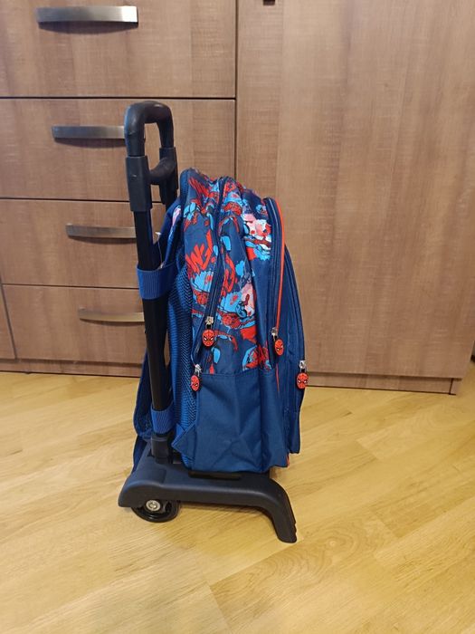 Ghiozdan troler Spiderman