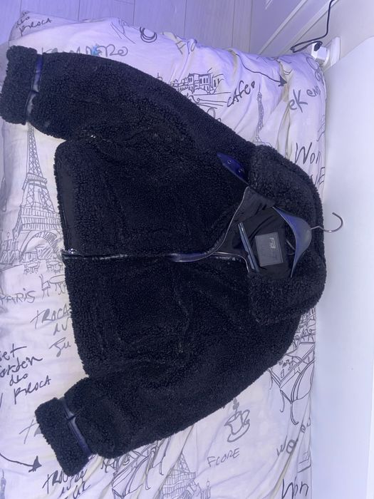 Пухено яке, носено веднъж