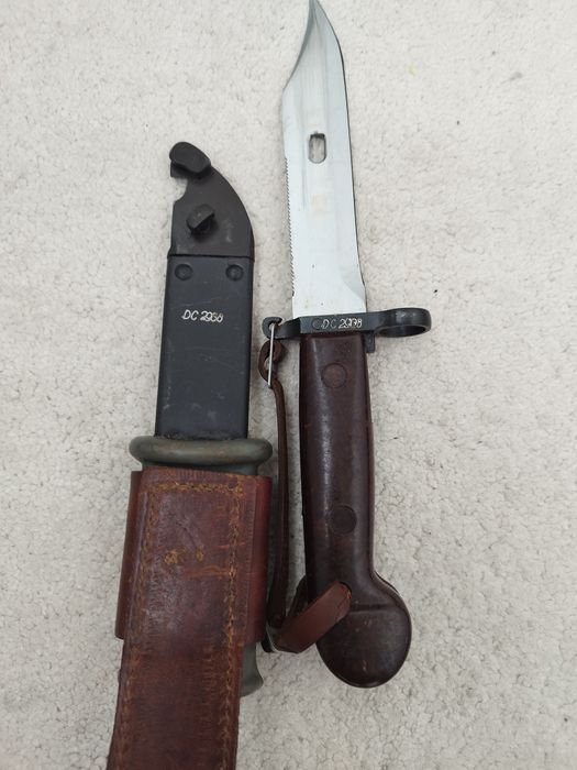 Автентичен нож щик АКМ