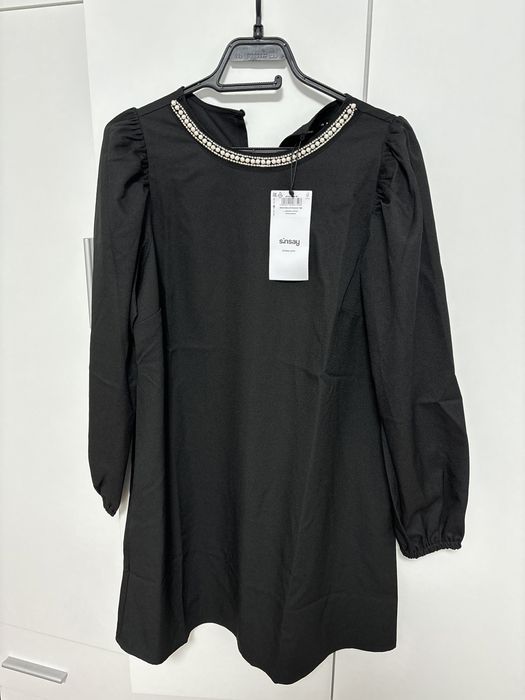 Официални Рокли размер Л