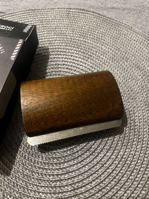 Професионална четка за кучета