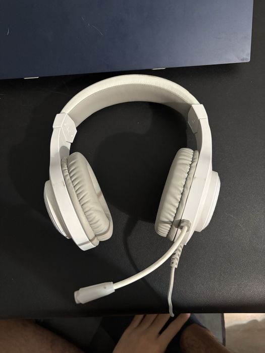 Продам игровые наушники Red Dragon