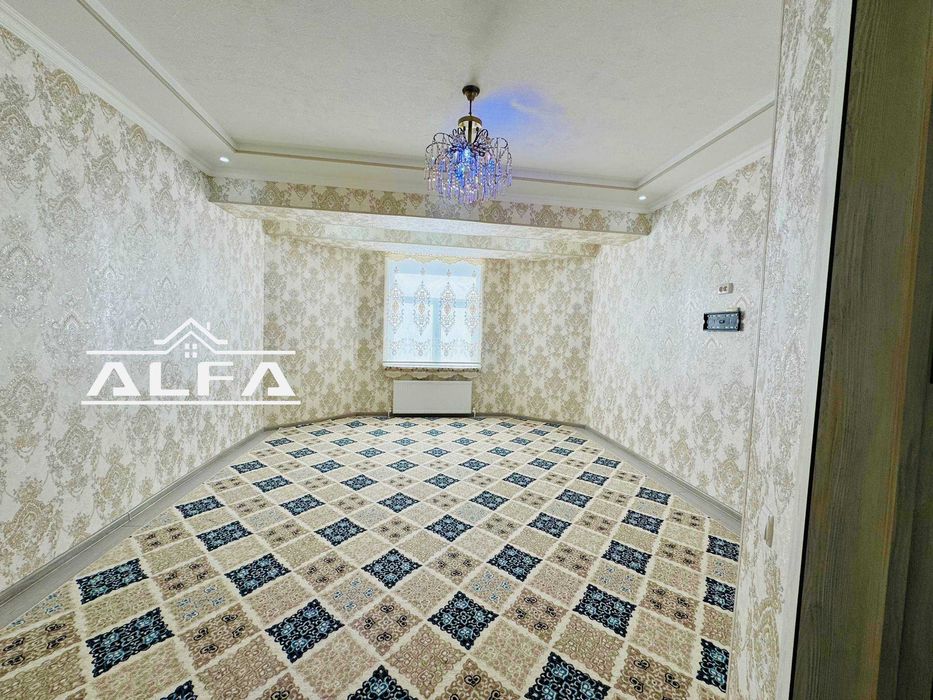 Buxoroda kvartira sotiladi 3 xonali 85m2 2-qavat.