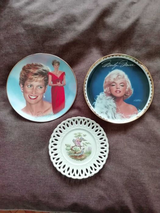 колекционерски декоративни порцеланови чинии