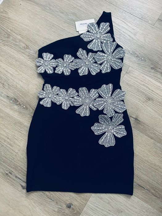 Нова бандажна рокля