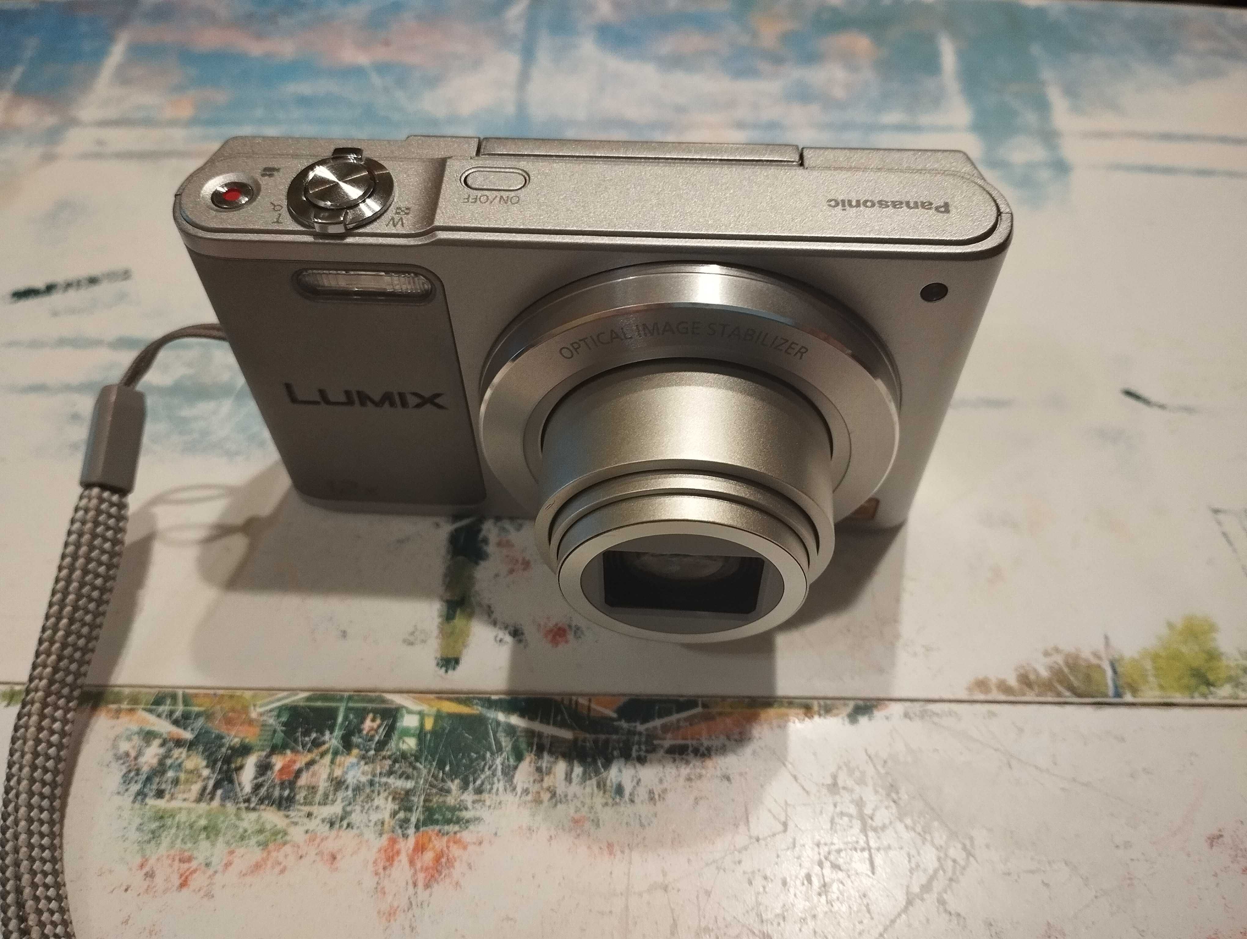 Фотоапарат Panasonic Lumix DMC-SZ10EP-K, работещ от време на време.