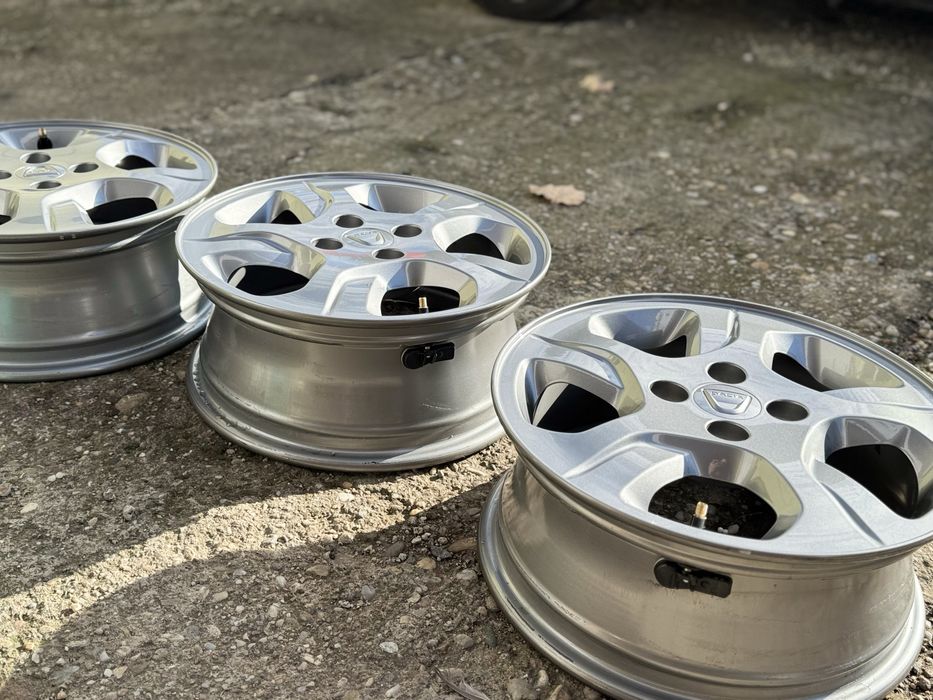 Jante Dacia r15 originale ca noi!