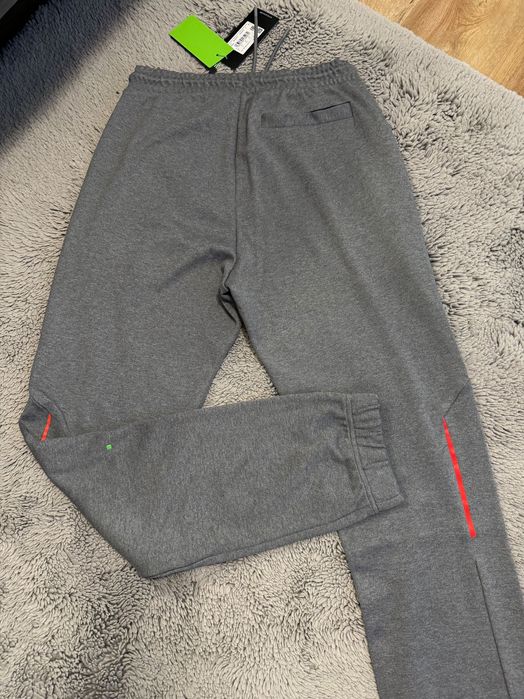 Hugo boss долница