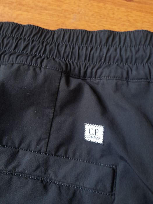 C. P. COMPANY мъжки панталон XL размер.