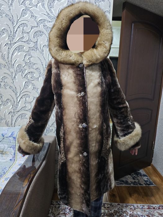 Шуба из натурального меха Камелия