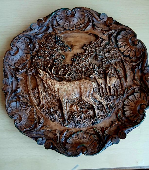 aplica ,,cerbi in padure