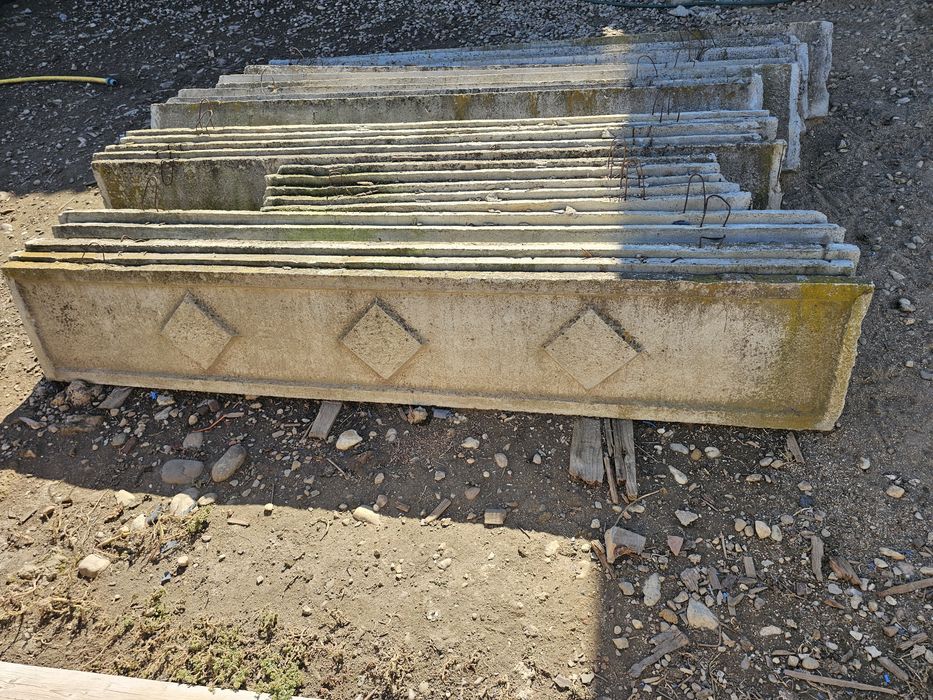 Vând 25 Plăci de Gard din Beton, Stare Foarte Bună