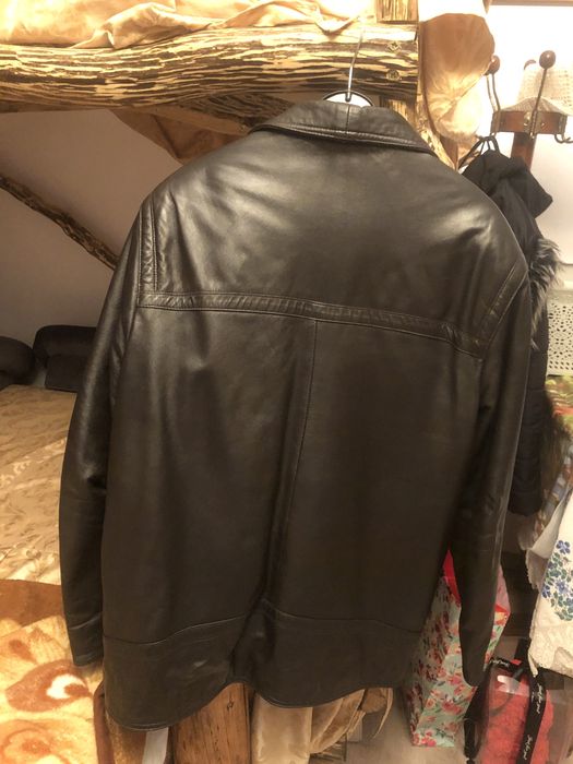 Vand haina piele barbati