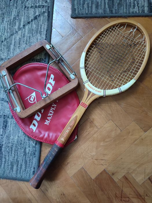Dunlop Maxply Fort-Racheta tenis lemn de colectie
