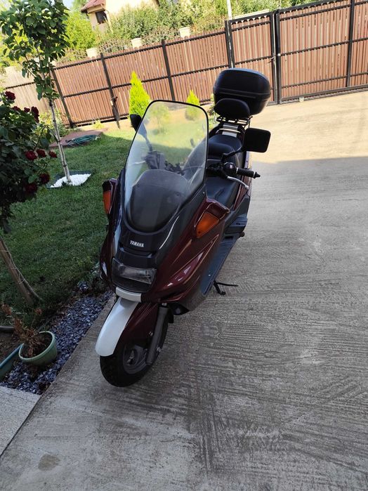 Yamaha Majesty 250