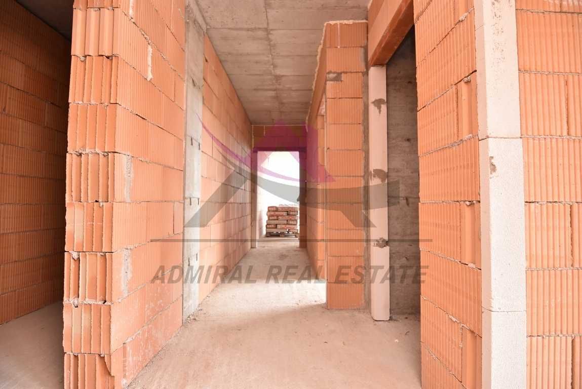 Продава се Тристаен апартамент в Варна, Възраждане 3 - 70 кв.м за 1822 €/кв.м - Снимка #4