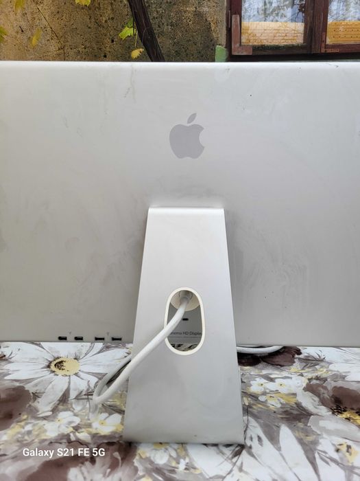 Apple monitor cinemaHDDisplay fara incarcator