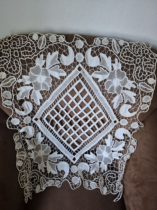 Macrame, lucru de mână, elemente  care se pot asambla in forma dorita