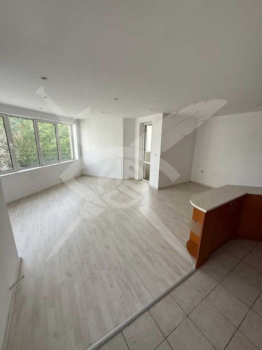 Тристаен апартамент в жк. Манастирски ливади № 92257