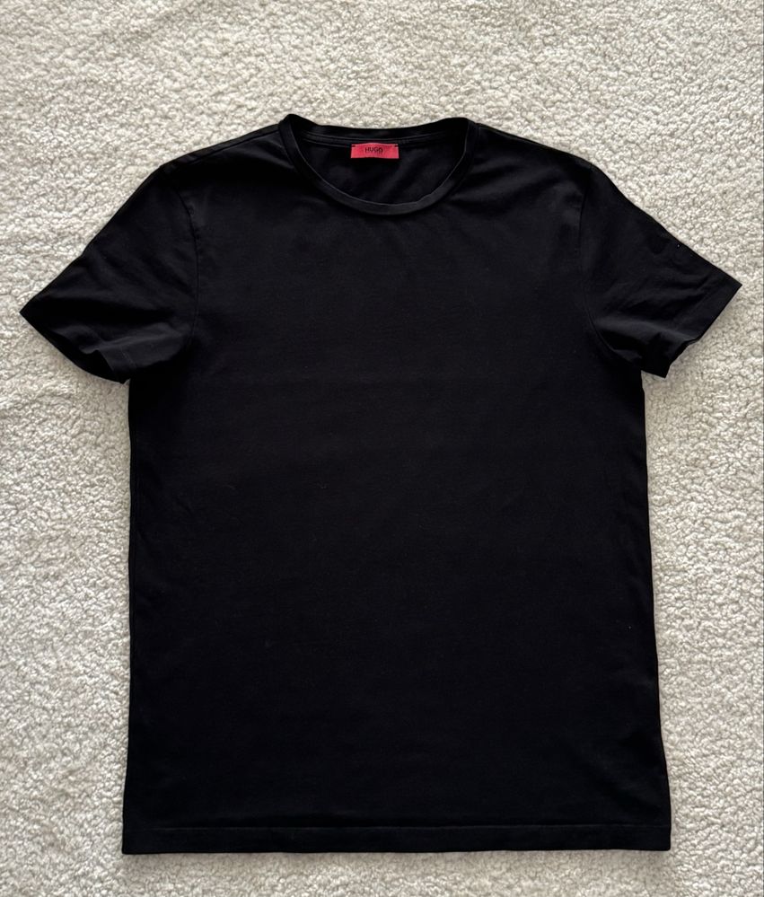 Hugo Boss,tricou bărbați,măr.M(merge pt.S)