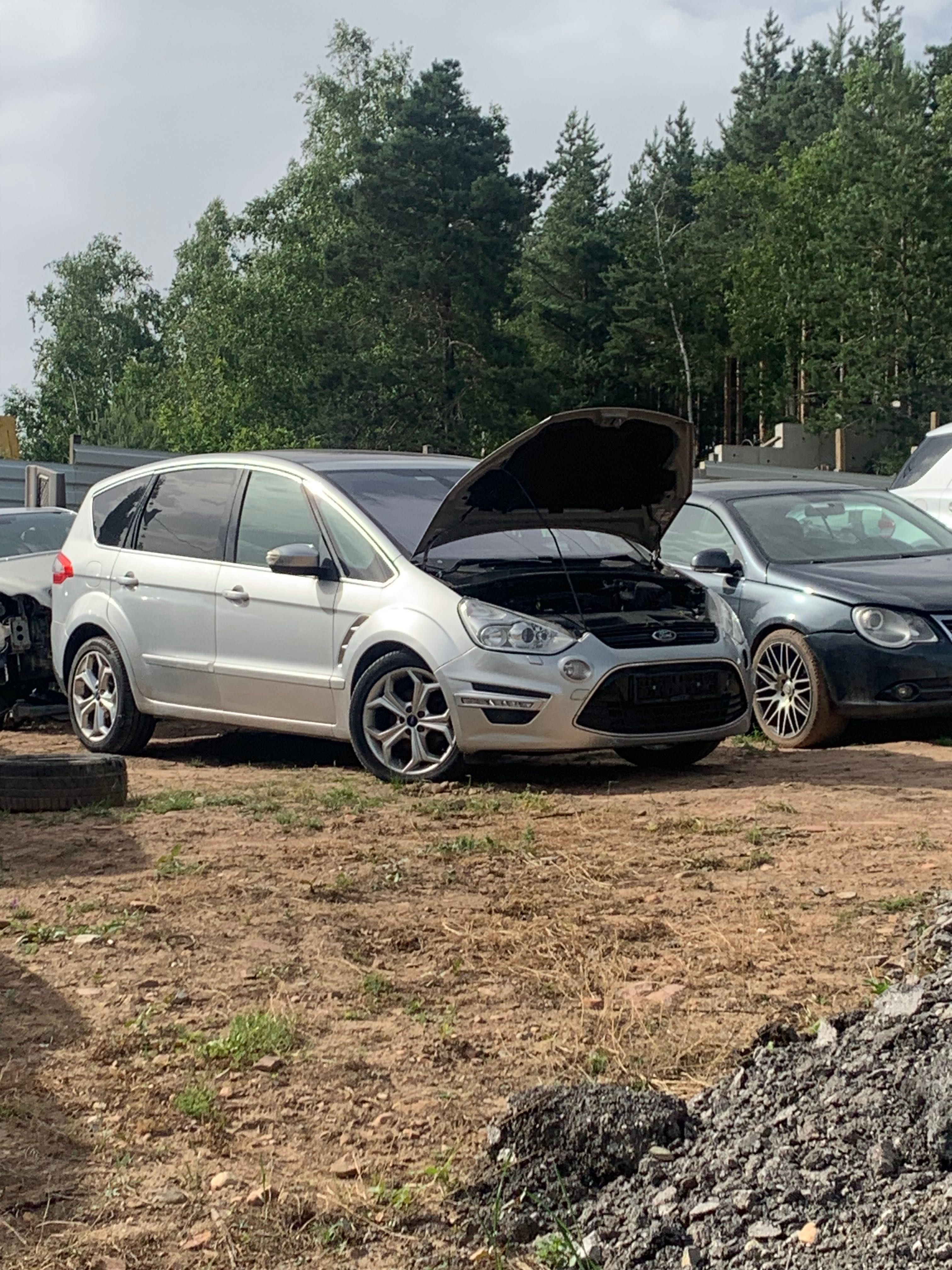 Ford S max titanium 2.0еcoboost 2014г