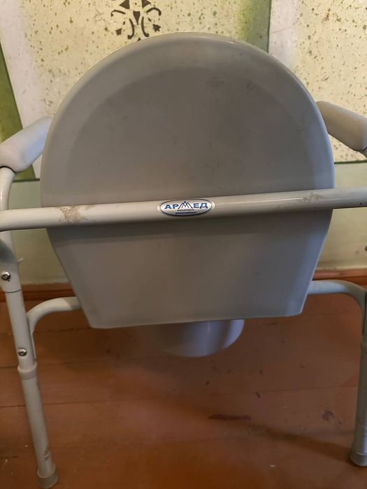 Новое кресло-туалет