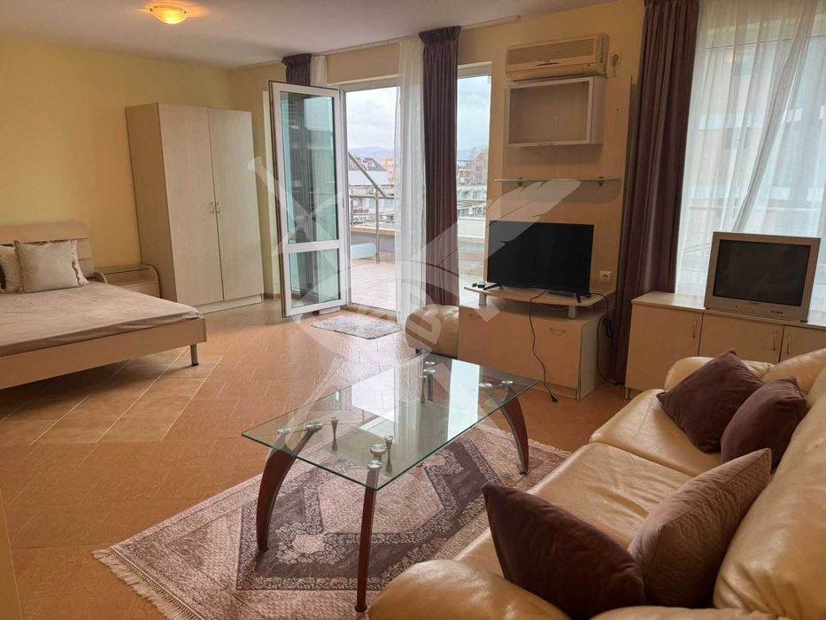 Продава се Двустаен апартамент в к.к. Слънчев бряг - 80 кв.м за 1032 €/кв.м - Снимка #3