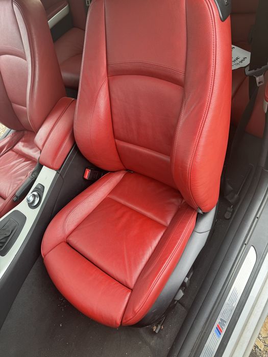 Продаваме на части бмв е92 330и bmw e92 330i