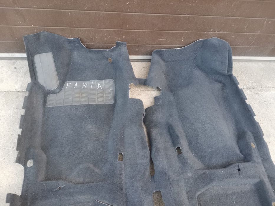Mocheta interior skoda fabia 1.4i benzina aua 6y2