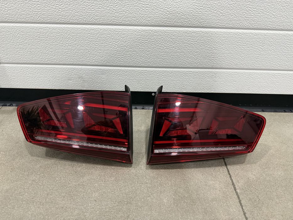 Lampa  LED spate   ( Matrix) VW  Brdak B8 Stanga / dreapta