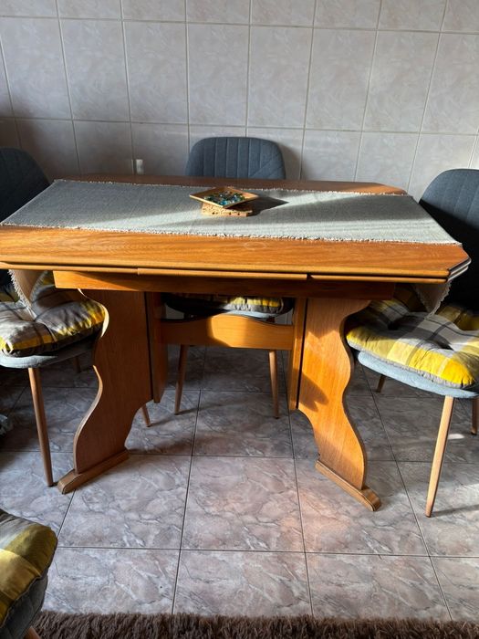 Vând masa extensibila