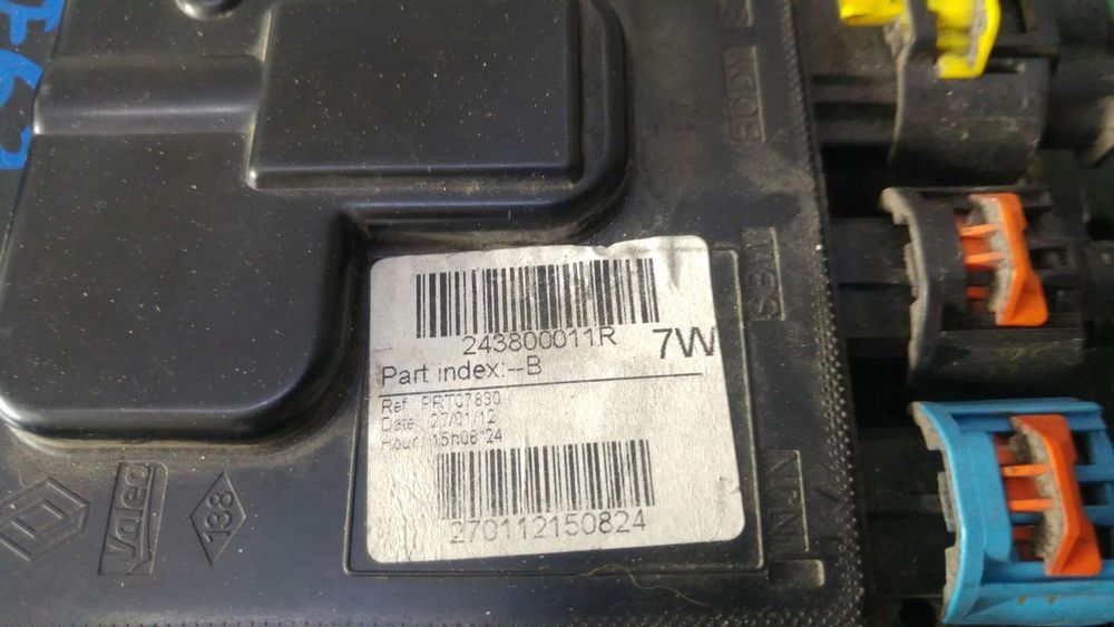 Tablou sigurante borna 1.5 dci renault megane 3 243800011r