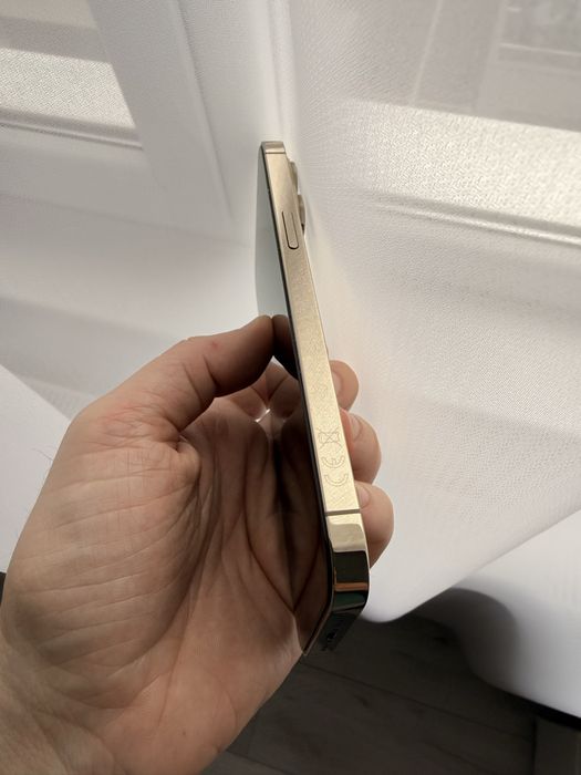 Vand iphone 14 pro max Gold 256 gb Neverlocked