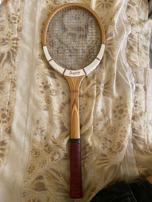Стара руска тенис ракета Union