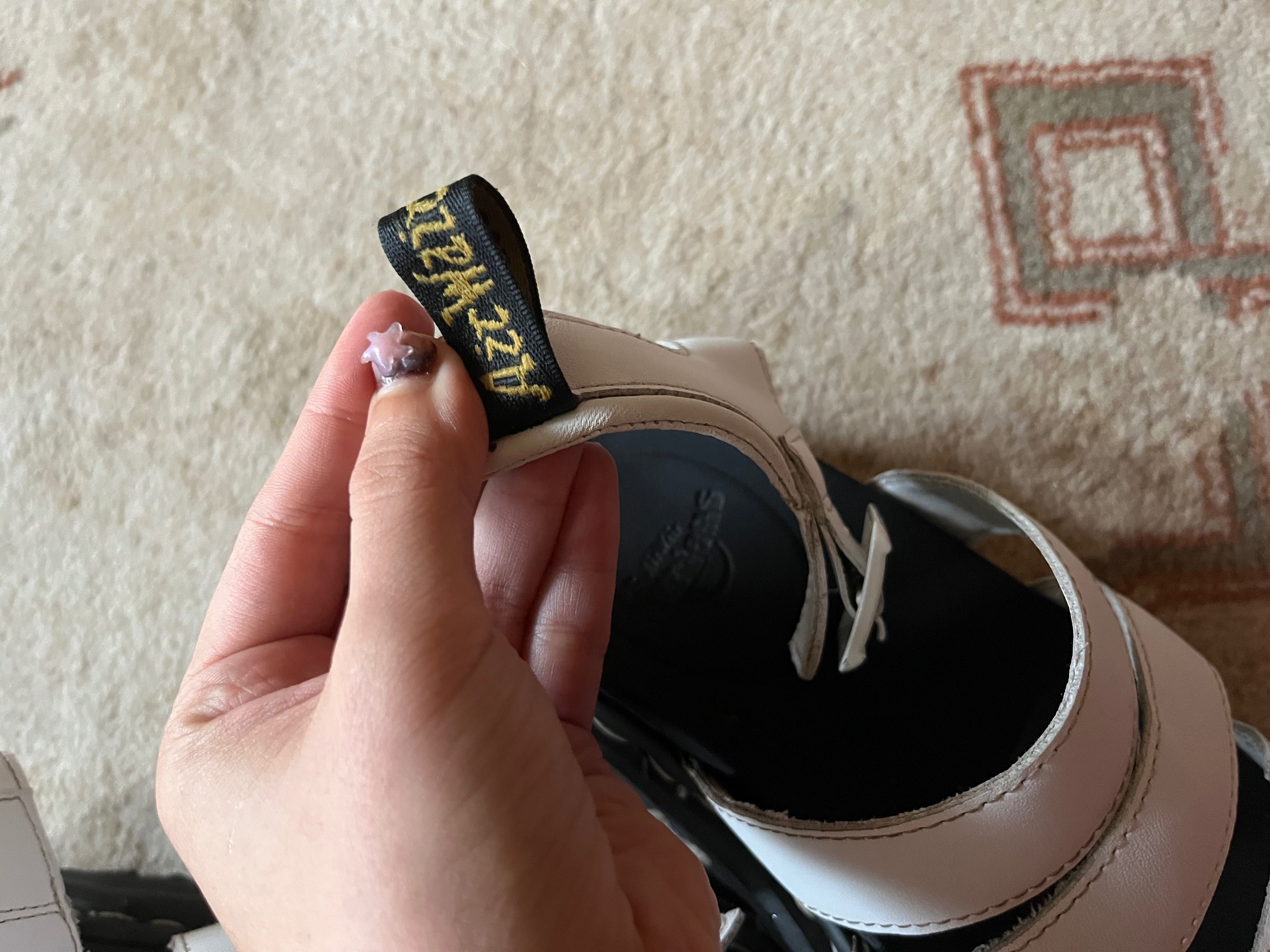Dr. Martens веган бели сандали с платформа y2k goth punk