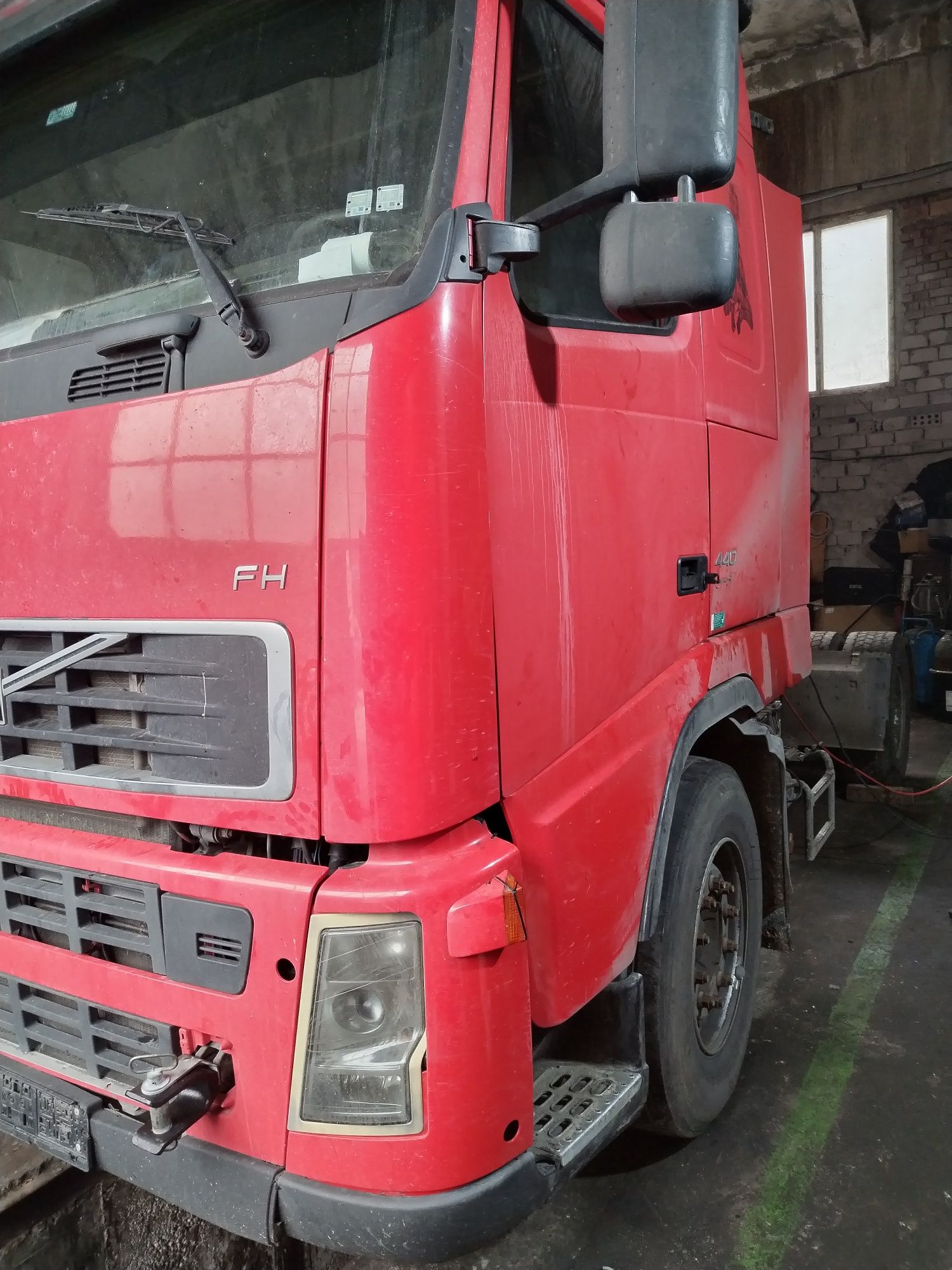 Volvo FH 480 на части