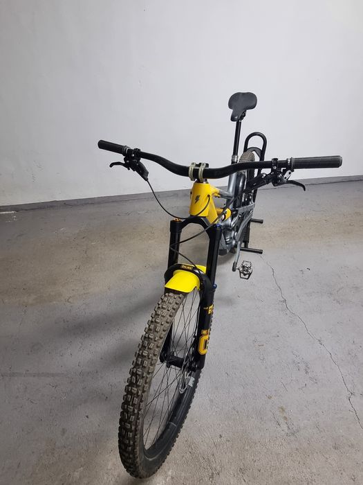 Продавам колело УТ Capra  Uncaged 11 MX