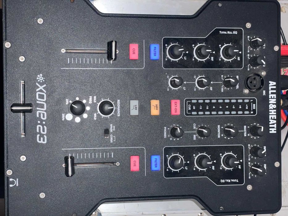 Allen & Heath XONE 23 mixer DJ professional - functioneaza perfect