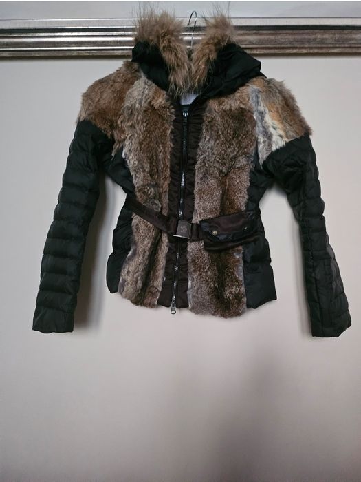 Яке естествена кожа Dsquared, Monqler