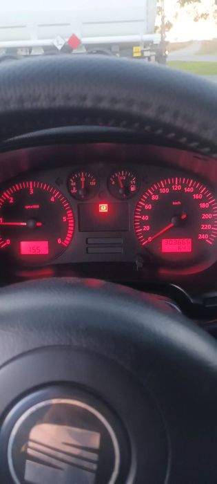 Doar vând Seat Toledo