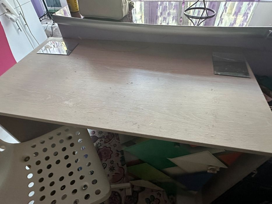 Birou+scaun+dulapior