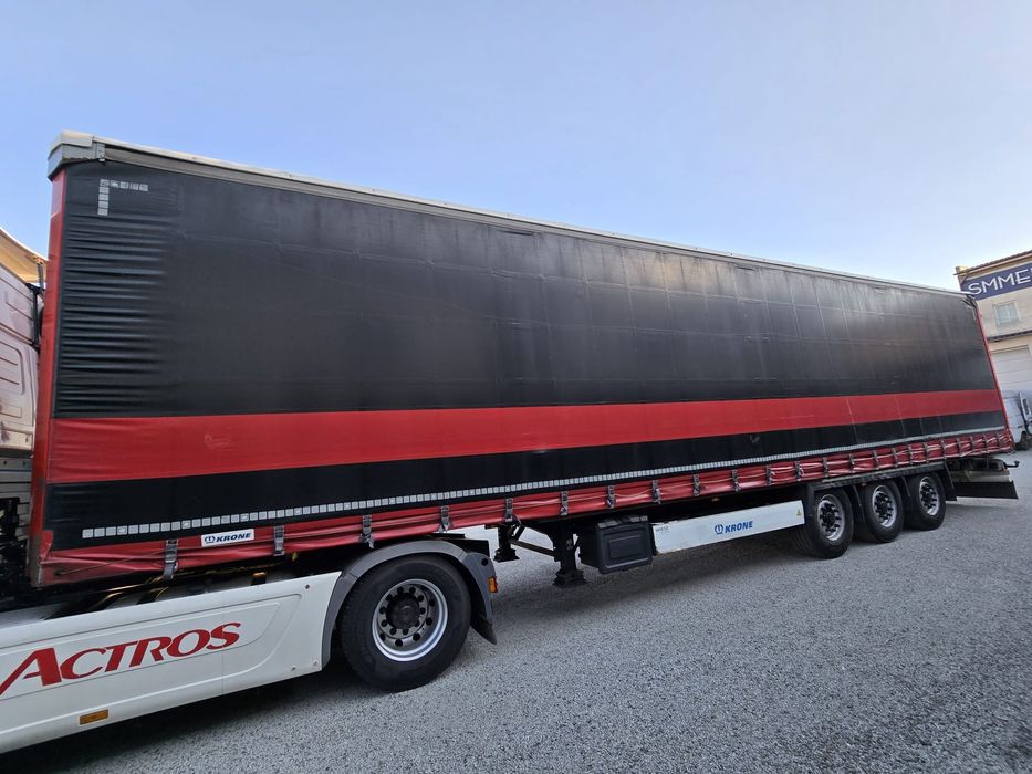 Semiremorca KRONE Sd 2014