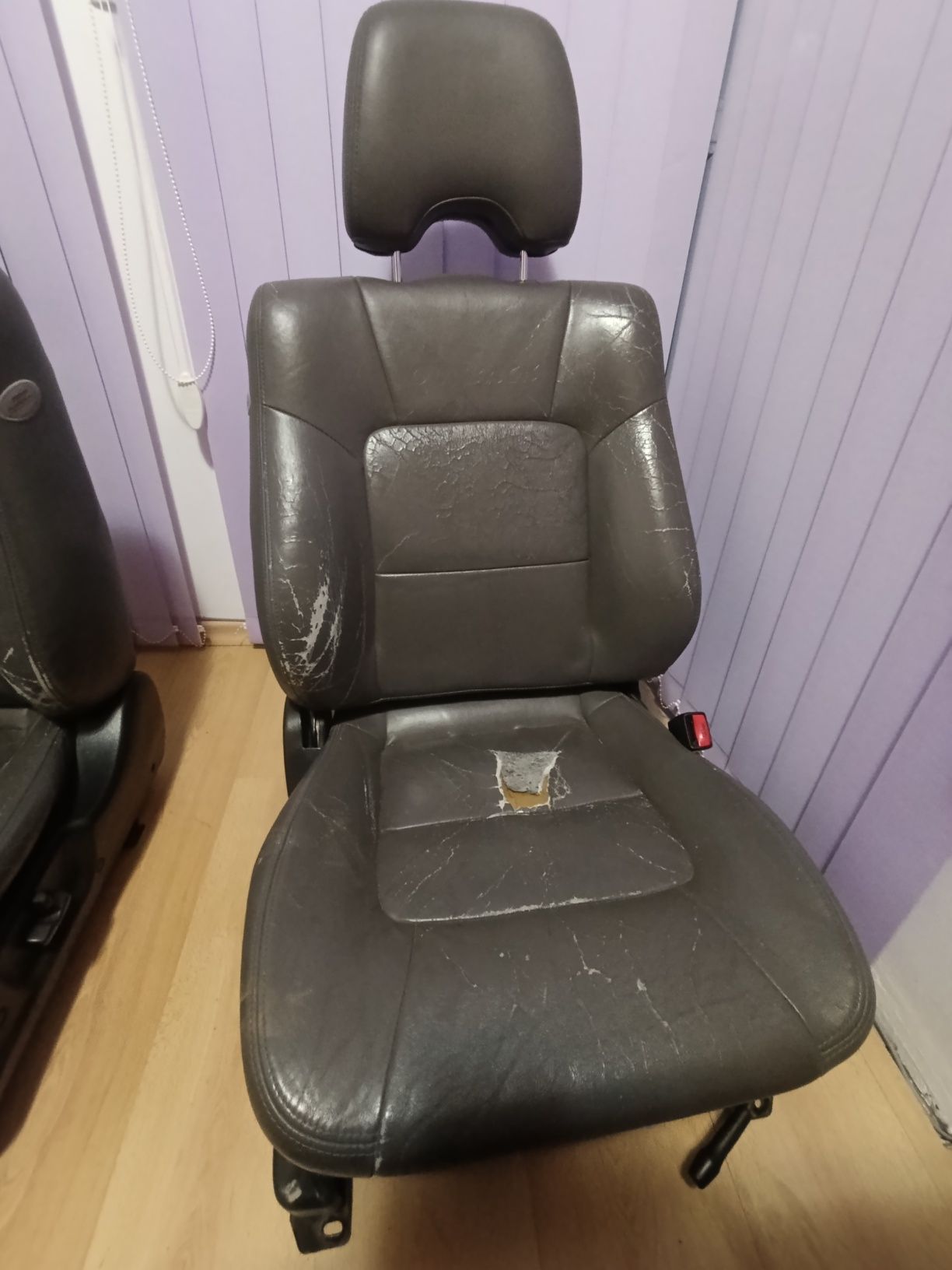 Седалки за Subaru Outback B12