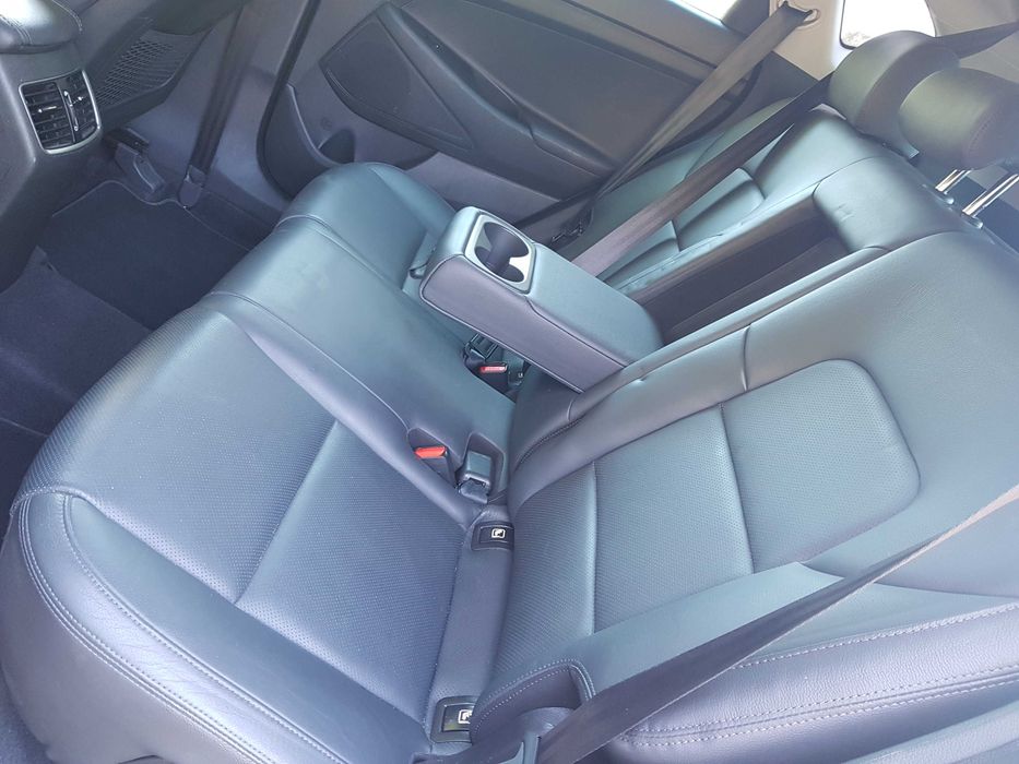 Vand  Hyundai Tucson 1. 6 benzina  an 2018 Full  euro 6,, impecabila