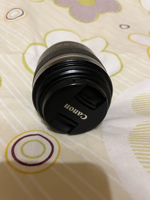 Обектив Canon EF-S 60mm f/2.8 Macro USM