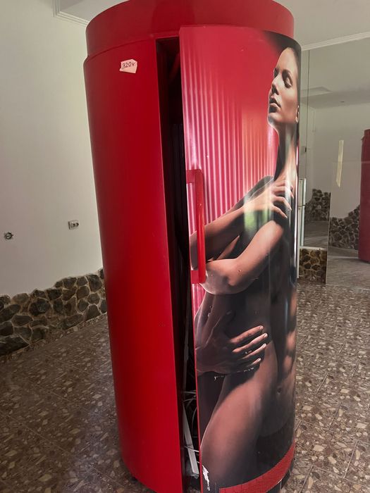 De vânzare: Solar vertical de bronzat

Vând solar vertical de bronzat