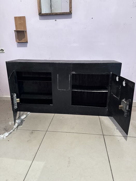 Сейф металлический