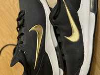Nike маратонки