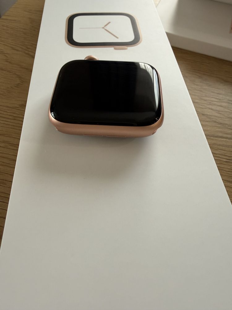 Apple I watch series 4