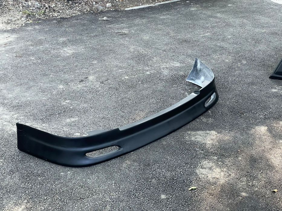 Передняя, задняя накладка Toyota Mark 2 90, 100 Марк 2 90, 100 пороги